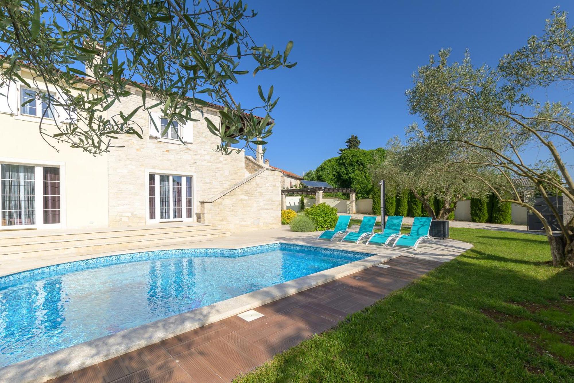 Villa Ortensia Mit Beheiztem Pool By Istrialux Svetvinčenat Dış mekan fotoğraf